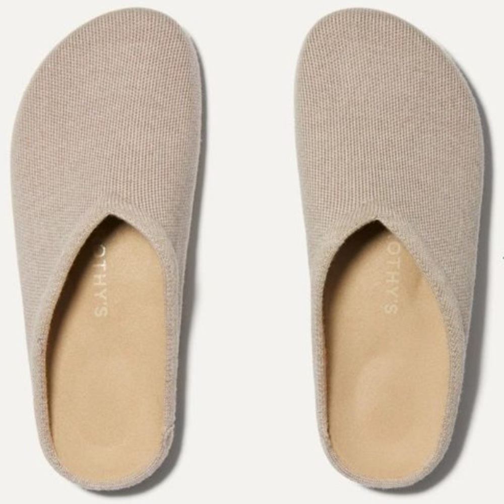 Rothy’s Casual Clog in Dove